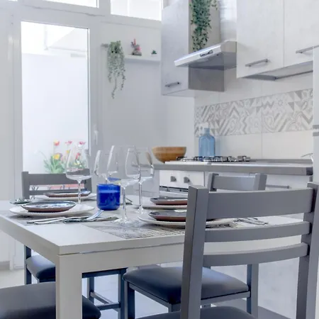 Tropical Boutique Apartment *