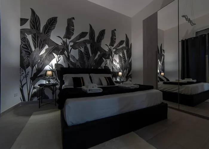 Апартаменти Tropical Boutique - *