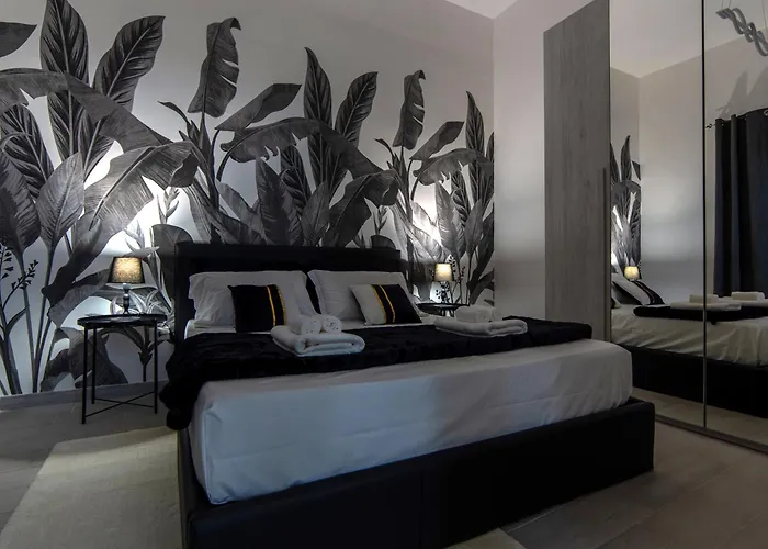 Tropical Boutique - *